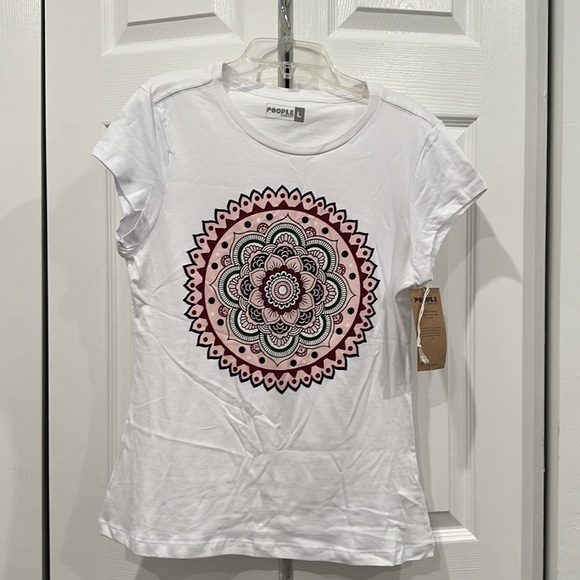 People Concept Shirts NWT white soft feel. Sizes L and XL (Junior) - Picture 3 of 4
